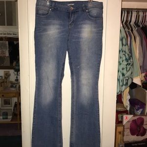 Woman’s(juniors)size 11 bootcut sand washed jeans